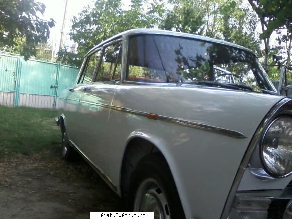 Fiat 1800B 1967 - si o poza din lateral se reflecta umbra de la - Club Fiat 1800