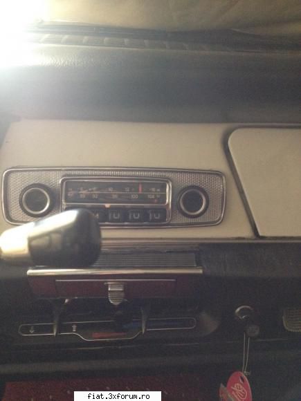 Fiat 1800B 1967 - am pus si alt radio, dar pastrand aceeasi fata - Club Fiat 1800
