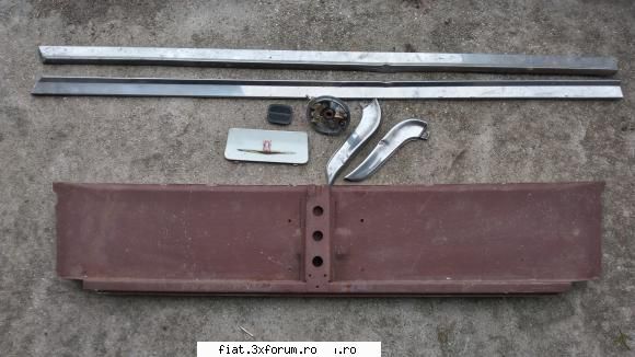 Fiat 1800, Fiat 1300 - Ptr Fiat 1800 se vinde panoul dintre lămpile - Club Fiat 1800