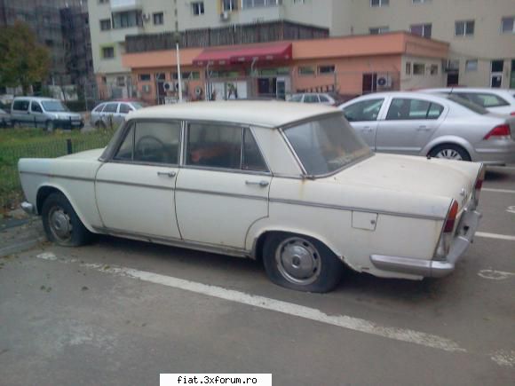 Fiat 1800 de vanzare in Bucuresti - A mai fost fotografiata pe aici pe undeva pe - Club Fiat 1800