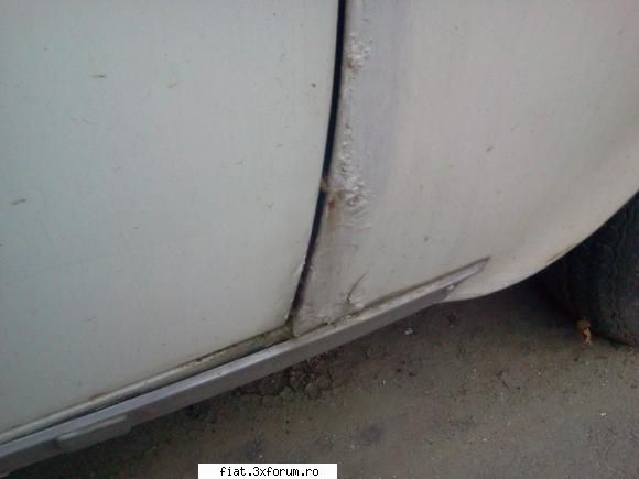 Fiat 1800 de vanzare in Bucuresti - rugina a inflorit prin diverse parti - Club Fiat 1800