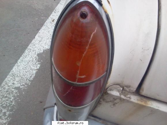 Fiat 1800 de vanzare in Bucuresti - elementele optice sunt in mare suferita stopuri - Club Fiat 1800
