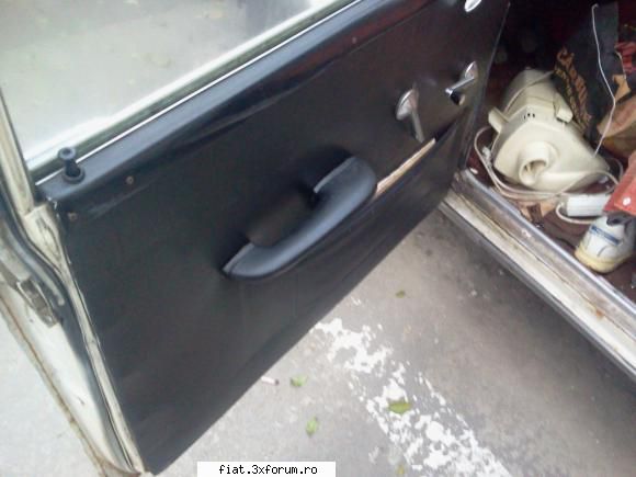 Fiat 1800 de vanzare in Bucuresti - interiorul este de culoare neagra - Club Fiat 1800