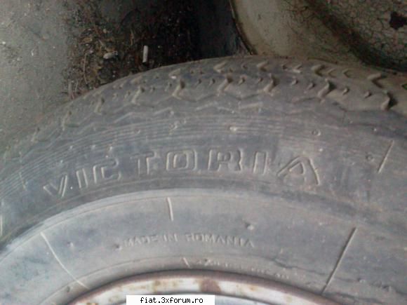 masina este incaltata cu anvelope victoria fiat 1800 de vanzare in bucuresti