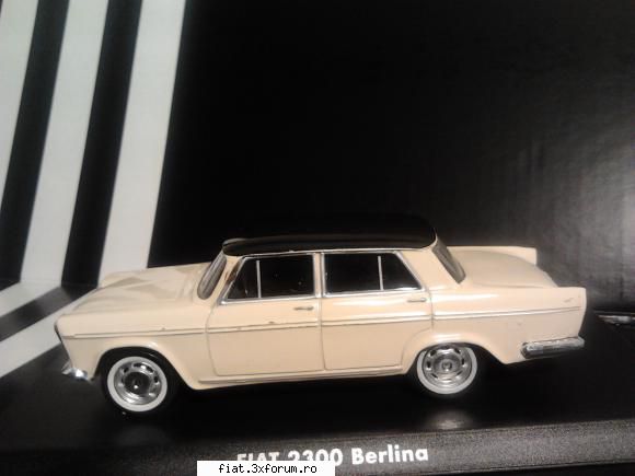 Fiat 2300, an 1962 - Şi lateral. Sunt foarte interesante aceste - Club Fiat 1800