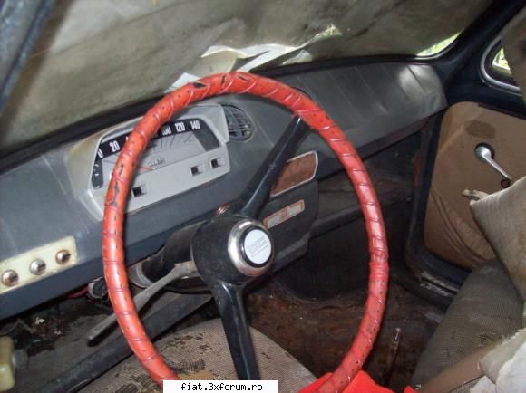 Fiat 850 - pt piese - Bord mai mult decat ok. Motorul nu stiu in ce - Bursa