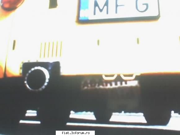 Fiaturi speciale - ce poza nasoala.....abia se mai vede - Tuning