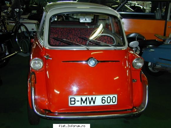 Frumuseti "surprinse" din strainatate - un BMW foarte frumos - Discutii libere