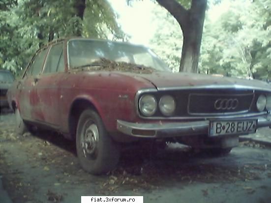 Frumuseti surprinse in trafic - audi 100 model '72-'74 - Classic corner