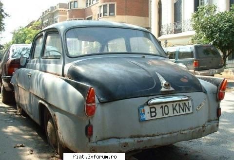 Frumuseti surprinse in trafic - skoda octavia pe la piata spaniei , acum nu mai - Classic corner