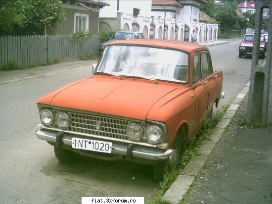 Frumuseti surprinse in trafic - Adrian - Classic corner