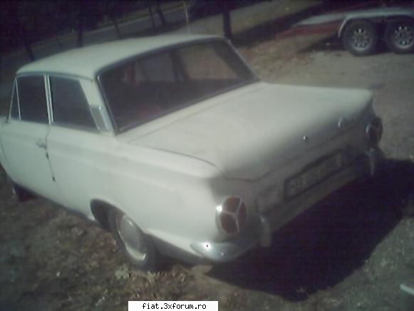 Frumuseti surprinse in trafic - george-bogdan - Classic corner