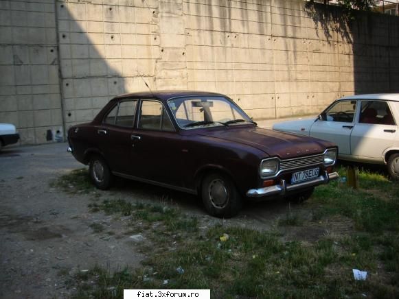 Frumuseti surprinse in trafic - Adrian - Classic corner