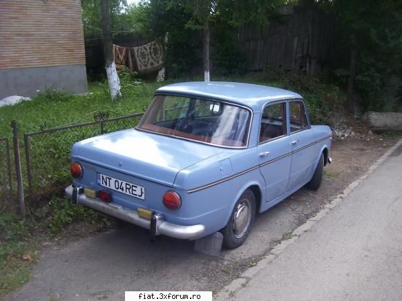 Frumuseti surprinse in trafic - cu dedicatie, atunci, pentru Dacia1100: Fiat - Classic corner
