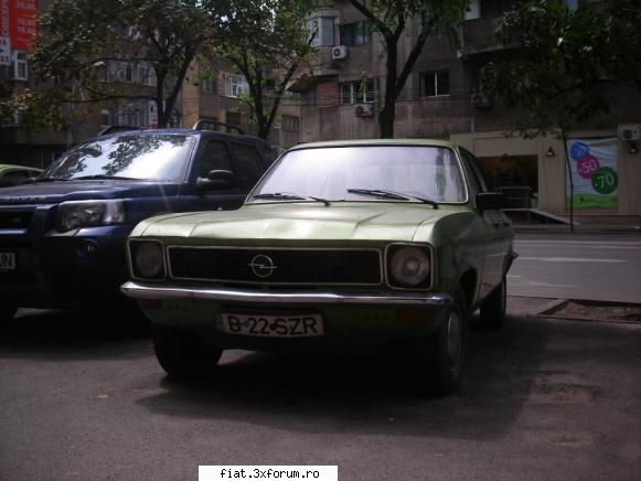 Frumuseti surprinse in trafic - un opel frumusel - Classic corner