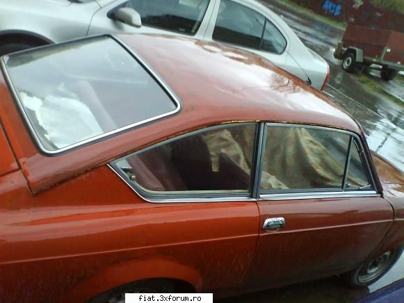 Frumuseti surprinse in trafic - tot in colentina pe la capatul 282 - Classic corner