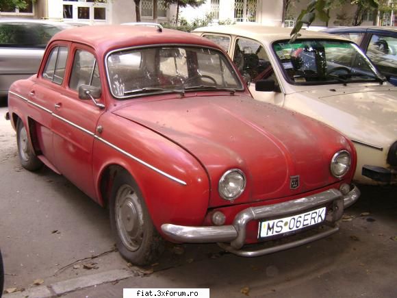 Frumuseti surprinse in trafic - Ei bine,am revenit,cu putin noroc am si gasit - Classic corner