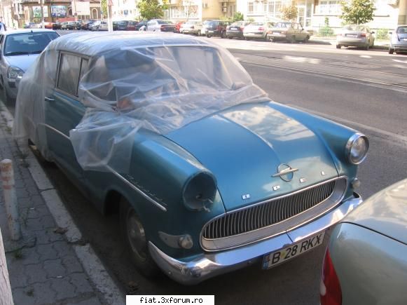 Frumuseti surprinse in trafic - Rekord P1 pe calea calarasi - Classic corner