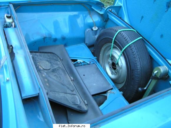 Frumuseti surprinse in trafic - citroends21 - Classic corner