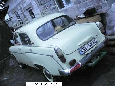 Frumuseti surprinse in trafic - Cum sa nu fir frumoase? Sunt super masini!!! - Classic corner