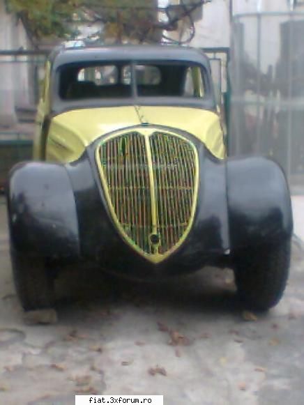 Frumuseti surprinse in trafic - Nu va suparati imi poate spune si mie cineva ce - Classic corner