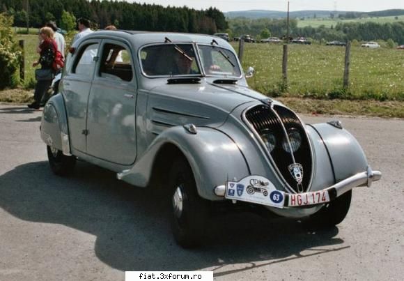 Frumuseti surprinse in trafic - Opelul merita la un pret decent (sub 15 mil). Ce - Classic corner
