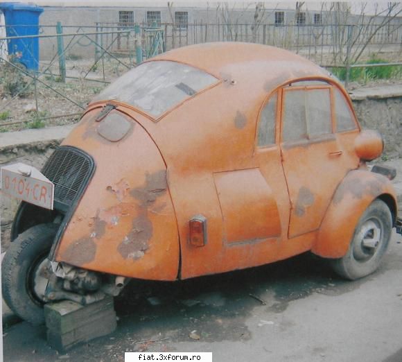 Frumuseti surprinse in trafic - au scris si cei de la auto moto veteran despre ea - Classic corner