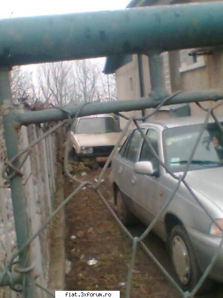 Frumuseti surprinse in trafic - Un Oltcit condamnat sa stea acolo din '91 - Classic corner