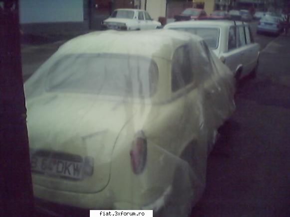 Frumuseti surprinse in trafic - trabant 600 probabil 64 ? - Classic corner