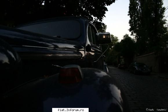 Frumuseti surprinse in trafic - autom - Classic corner