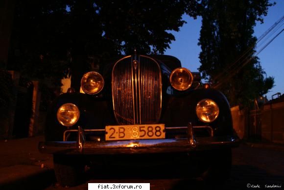 Frumuseti surprinse in trafic - Doresc sa multumesc celui care a facut - Classic corner