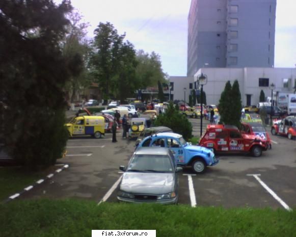 Frumuseti surprinse in trafic - Ciumonk - Classic corner