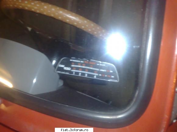 Frumuseti surprinse in trafic - Un abtibild original si, cred, foarte rar - Classic corner