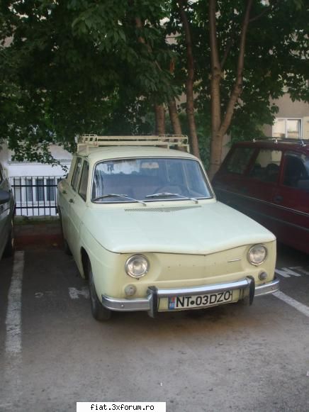 Frumuseti surprinse in trafic - Inca o sutica pietreana - Classic corner