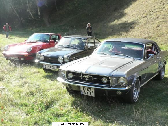 Frumuseti surprinse in trafic - coupe - Classic corner