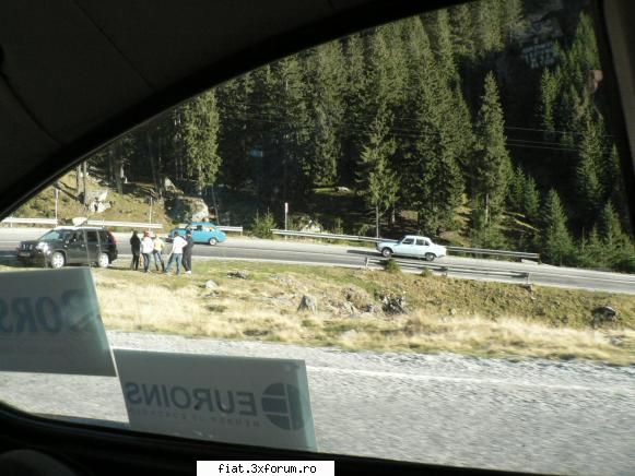 Frumuseti surprinse in trafic - coupe - Classic corner