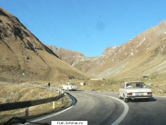 Frumuseti surprinse in trafic - coupe - Classic corner