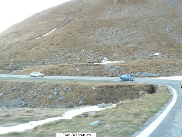 Frumuseti surprinse in trafic - coupe - Classic corner