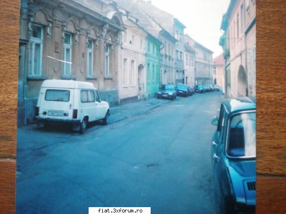 Frumuseti surprinse in trafic - Adrian - Classic corner
