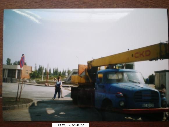Frumuseti surprinse in trafic - Adrian - Classic corner