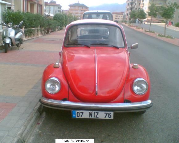 Frumuseti surprinse in trafic - Pun si eu niste poze cu masini vazute in Alanya - Classic corner