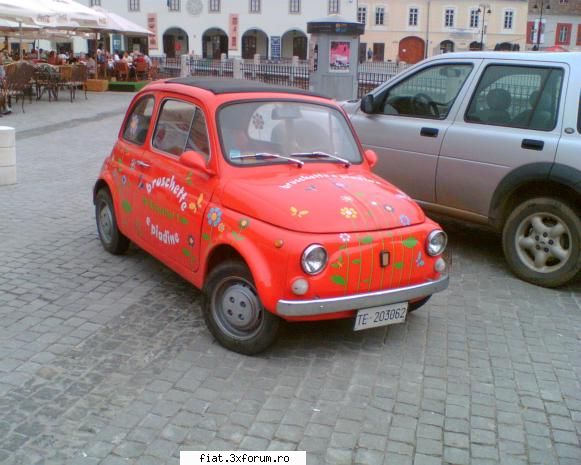 Frumuseti surprinse in trafic - ova772007 - Classic corner