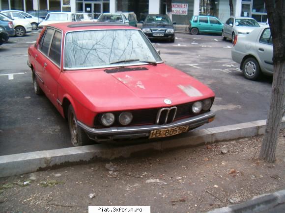 Frumuseti surprinse in trafic - si un bmw cu numere vechi - Classic corner