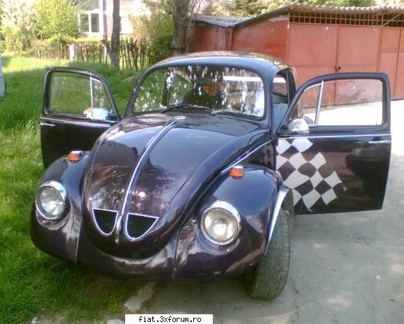 Frumuseti surprinse in trafic - ova772007 - Classic corner