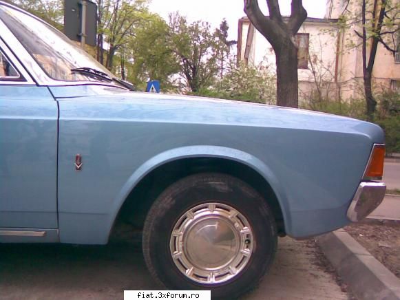 Frumuseti surprinse in trafic - Asta tot de prin cartierul respectiv - Classic corner