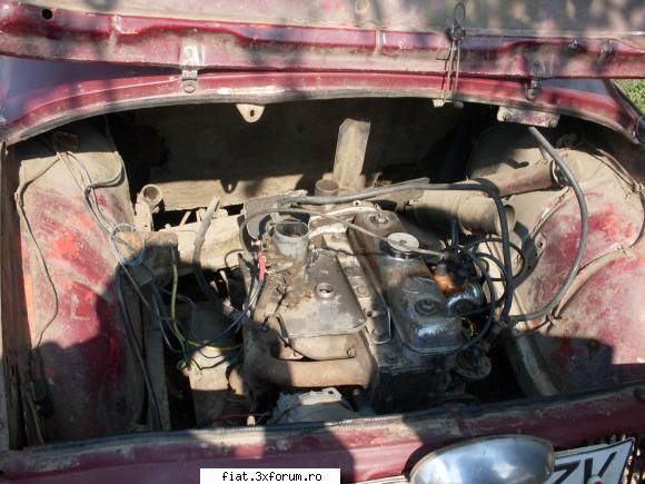 Frumuseti surprinse in trafic - are carburator de D1300, proprietarul a spus ca - Classic corner