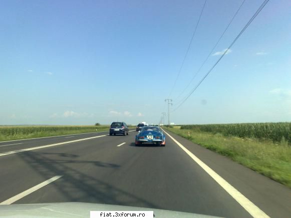 Frumuseti surprinse in trafic - Duminica 5 iulie, intre Banesti si Baicoi - Classic corner