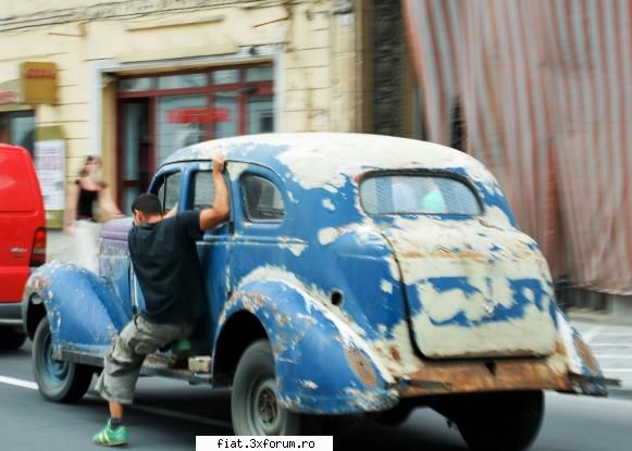 Frumuseti surprinse in trafic - Nashul din 37, ex Bacau, revine! - Classic corner