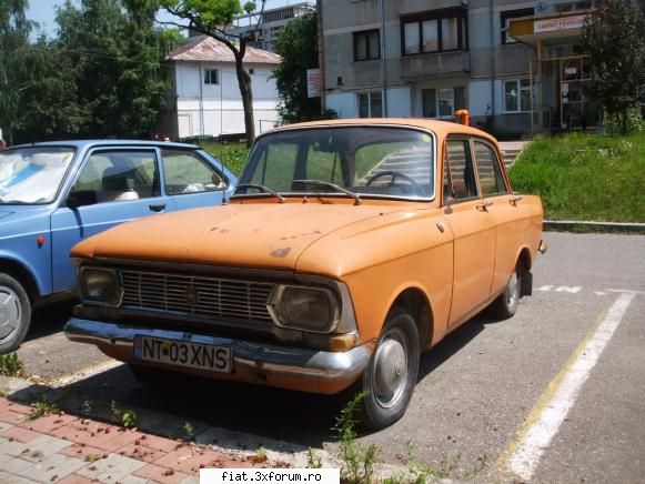 Frumuseti surprinse in trafic - Si de pe meleaguri romanesti! - Classic corner