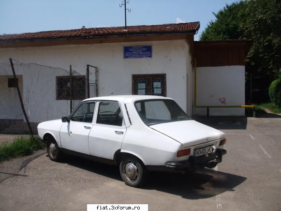 Frumuseti surprinse in trafic - Dacie 1300 cu frana de mana sub bord - Classic corner